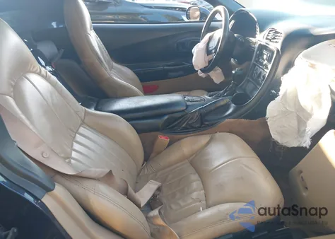 2000 Chevrolet Corvette z USA, uszkodzony, nr VIN 1G1YY32G4Y5111990